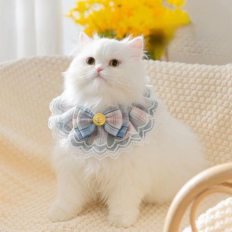 ⭐ Sản phẩm mới đến ⭐ Mèo cổ ba màu tùy chọn mèo mùa xuân / mùa hè quần áo trang trí học viện quần áo thú cưng kẻ sọc