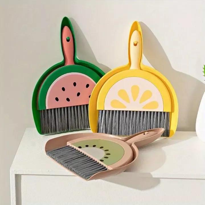 Bộ chổi quét bụi và hốt rác mini hình động vật cute vệ sinh nhà cửa có lỗ treo tường tiện lợi - bộ ki chổi