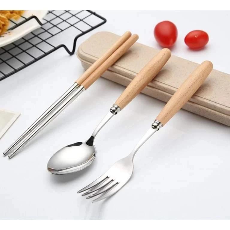 Bộ muỗng đũa thìa inox cán gỗ kèm hộp đựng màu pastel xinh xắn