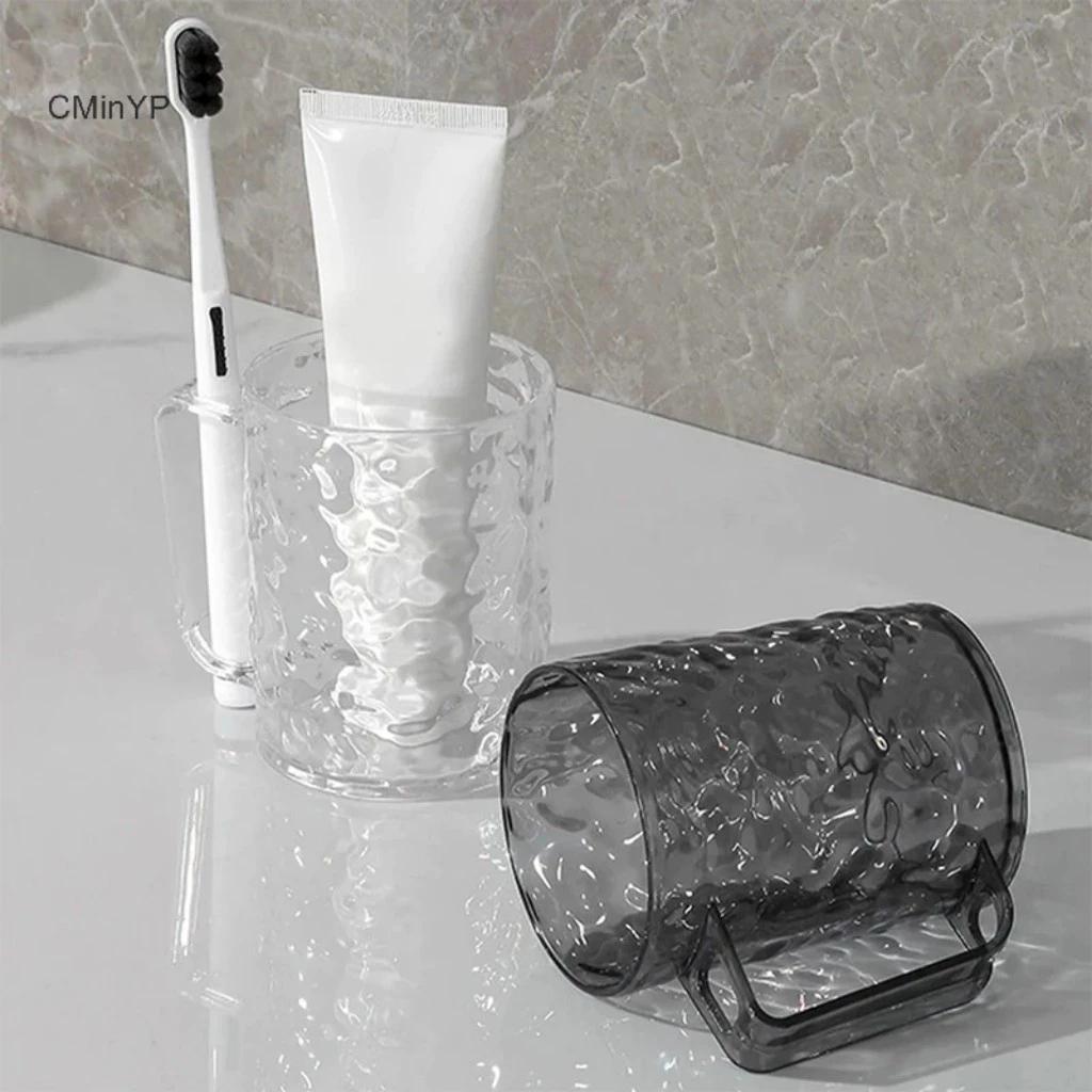 Cốc Đánh Răng Trong Suốt Bằng Nhựa Cao Cấp - Cốc Uống Nước Vân Pha Lê Sang Trọng Có Tay Cầm