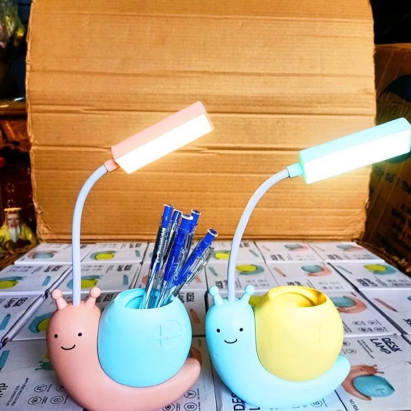 Đèn Bàn Học chống cận- Đèn Để Bàn Hình Ốc Sên Đáng Yêu Có Thể Dùng Làm Đèn Trang Trí Decor Nhà Cửa, Làm Đèn Ngủ