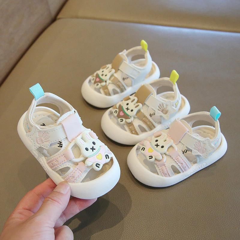 Dép sandal mũi cao chống vấp họa tiết thỏ nhanh nhẹn đế mềm êm chân cho bé tập đi phong cách thời trang sz 16-25