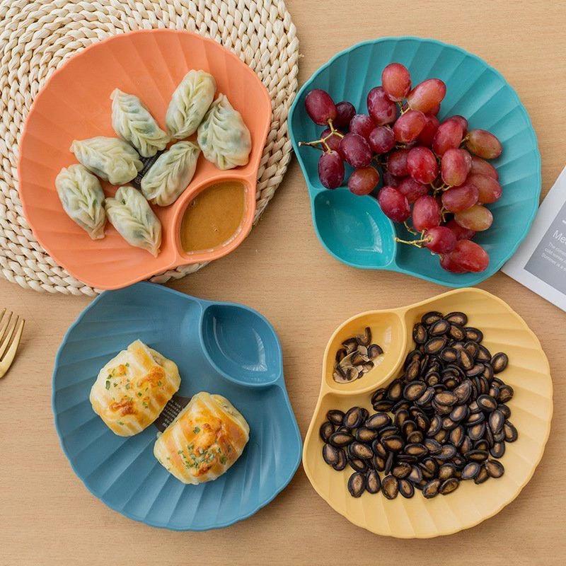 Đĩa Nhựa Đựng Thức Ăn Hình Vỏ Sò Có Ngăn Đựng Gia Vị – đĩa nhựa vỏ sò độc lạ