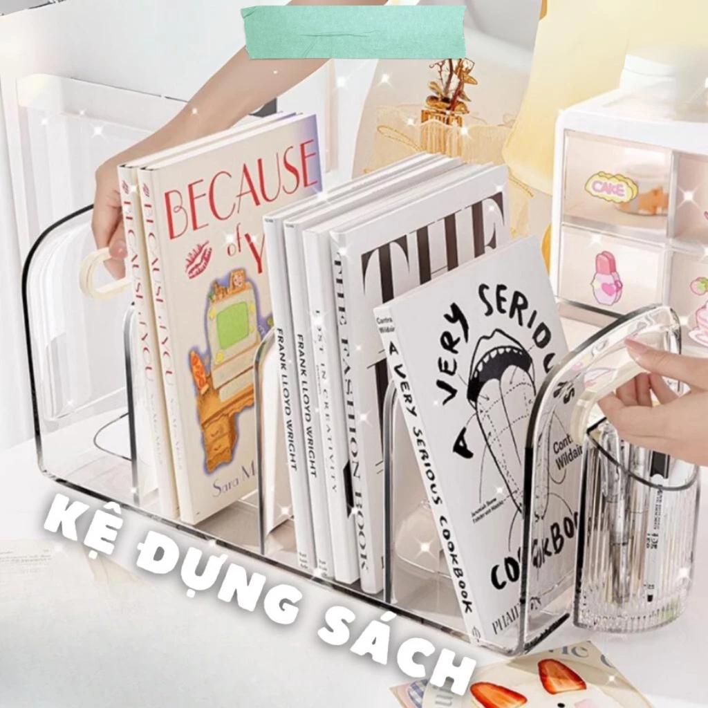Kệ đựng sách để bàn 4 ngăn trong suốt nhiều ngăn chất liệu Acrylic dày dặn, có tay cầm và ống cắm bút