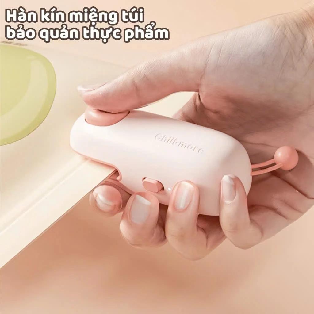 Máy Hàn Miệng Túi Cầm Tay Mini hình heo, Máy Ép Miệng Túi Đồ Ăn Vặt Sạc Pin Tích Hợp Nam Châm Kèm Đầu Cắt Tiện Dụng