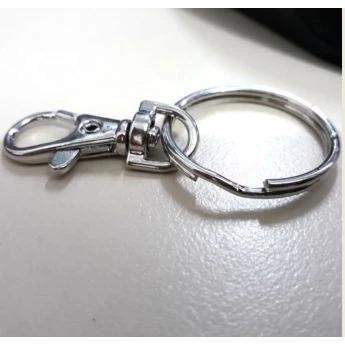 Móc chìa khóa xe máy, ô tô có bấm treo, càng cua móc vào khoen tròn
