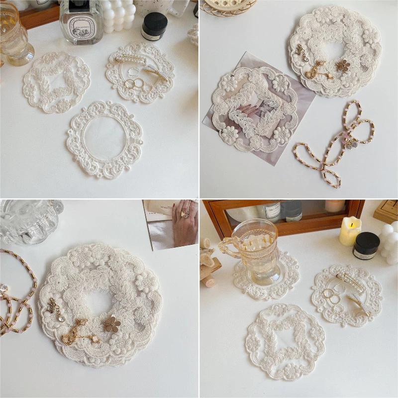 Phong Cách Bắc Âu Ren Coaster Họa Tiết Hoa Đơn Giản Placemat Trắng Thêu Cốc Miếng Lót