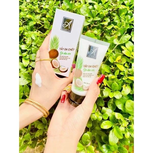 Tẩy tế bào chết dừa con