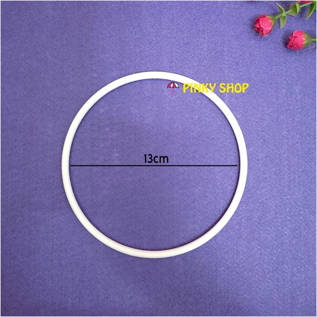 Vòng tròn nhựa màu trắng làm dreamcatcher, macrame, nguyên liệu trang trí handmade Pinky Shop mã VTND1